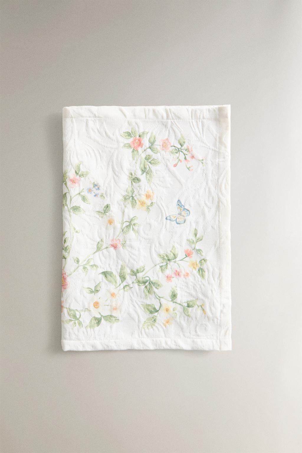 Салфетка с флористическим дизайном из жаккарда