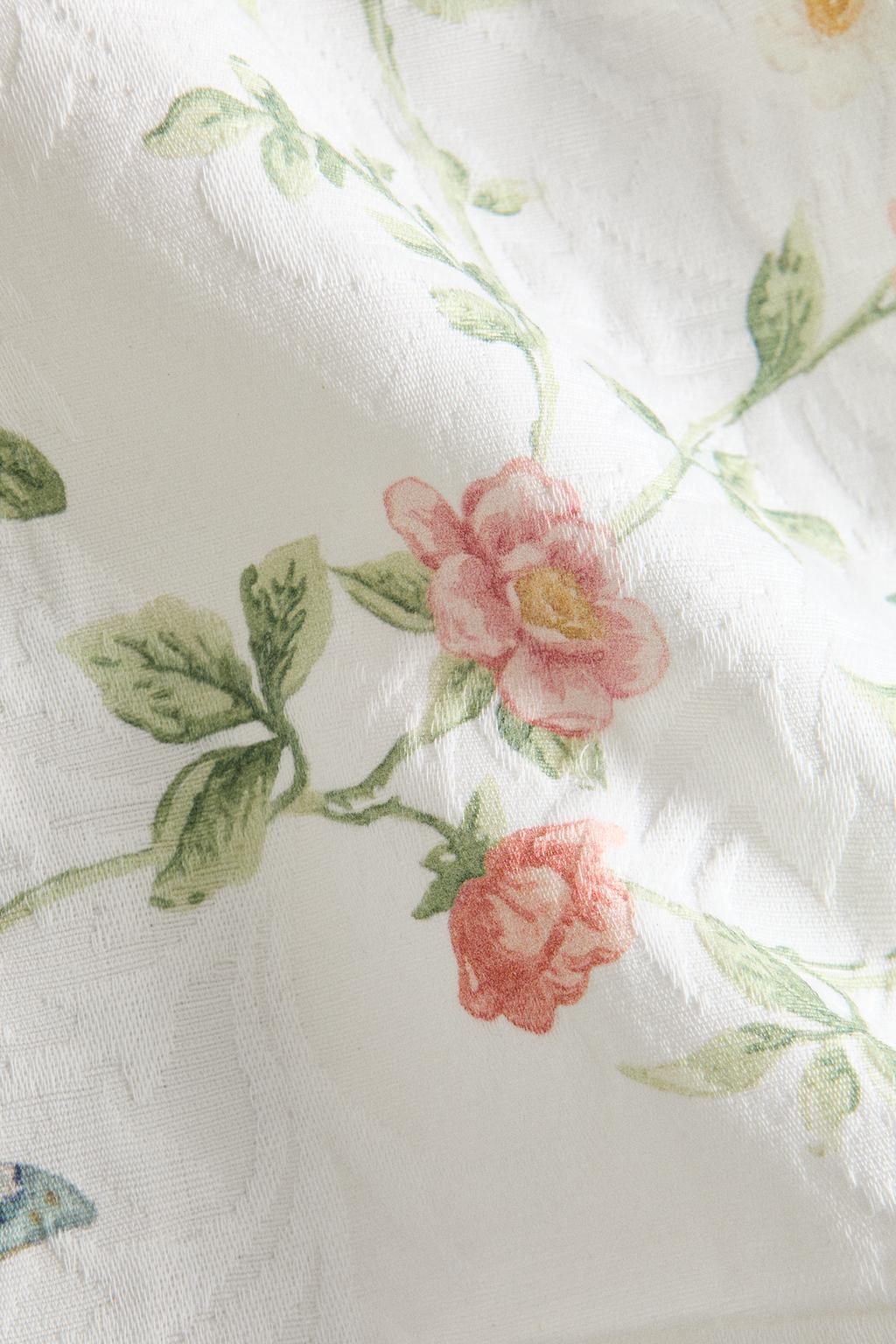 Салфетка с флористическим дизайном из жаккарда