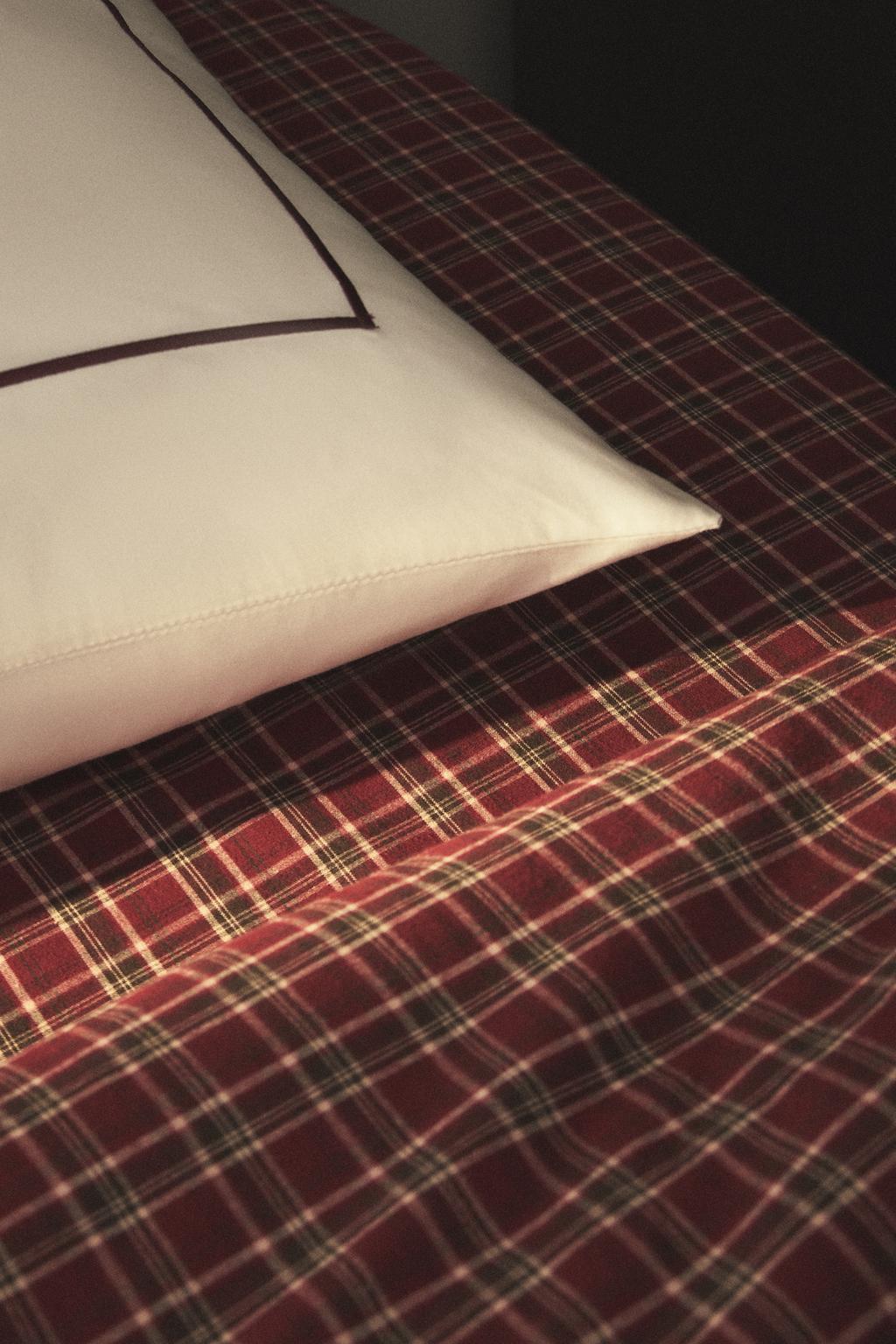 Красное рождественское клетчатое фланелевое наглазное полотенце