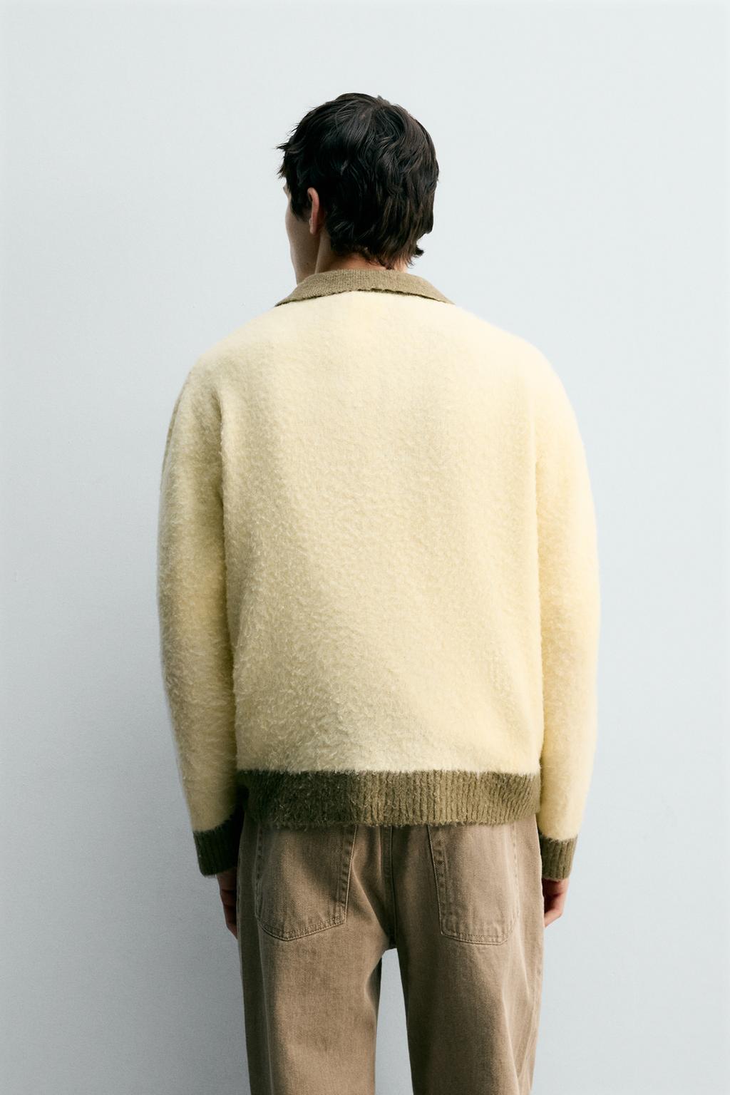 ПОЛО ИЗ ТРИКОТАЖА С КОНТРАСТНЫМИ ЭЛЕМЕНТАМИ И ШЕРСТЬЮ