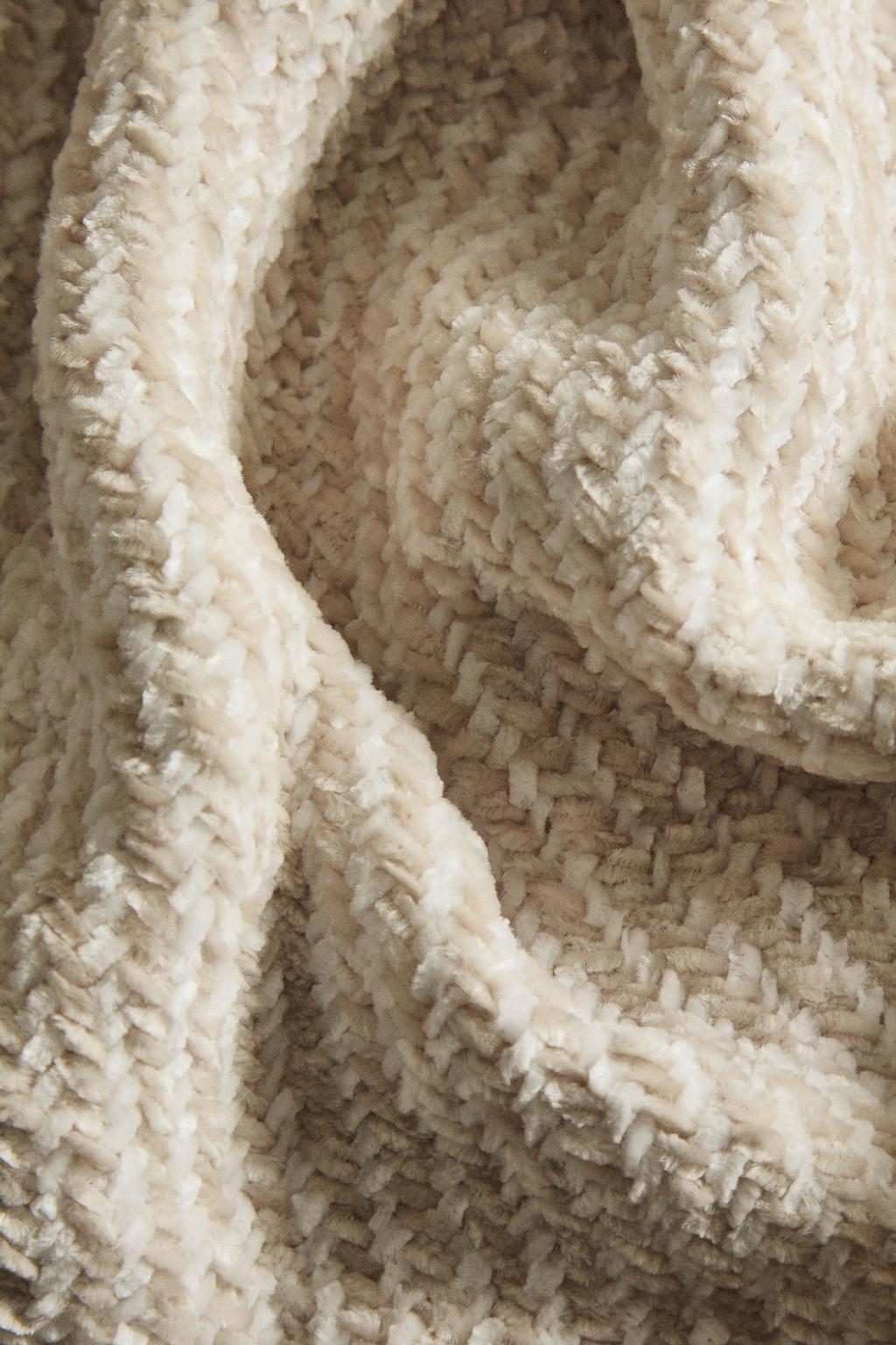 Плед с бахромой для декора