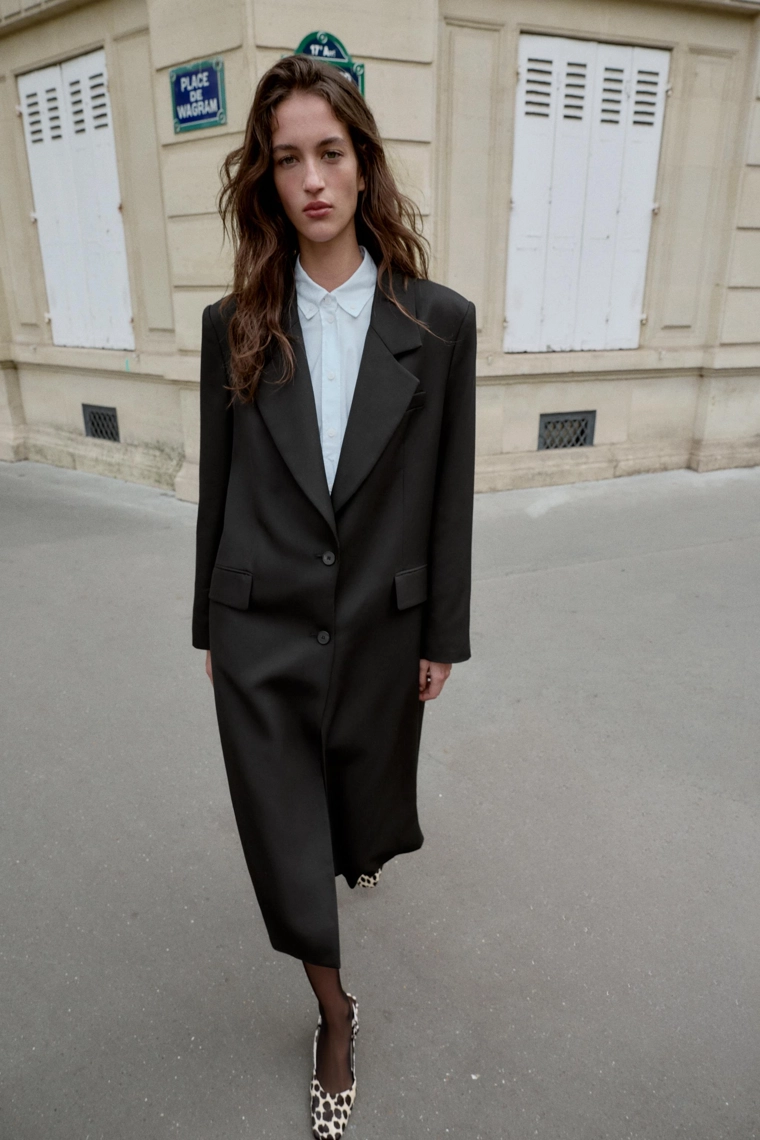 Туфли на каблуке из кожи с животным принтом