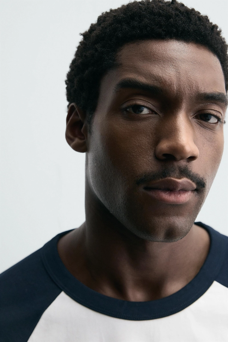 Футболка с регланом в цветных блоках