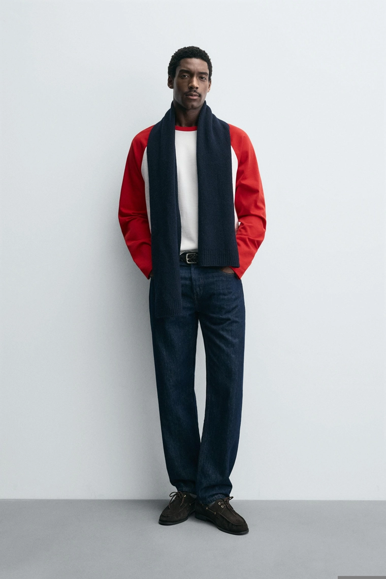 Футболка с регланами в цветовой гамме