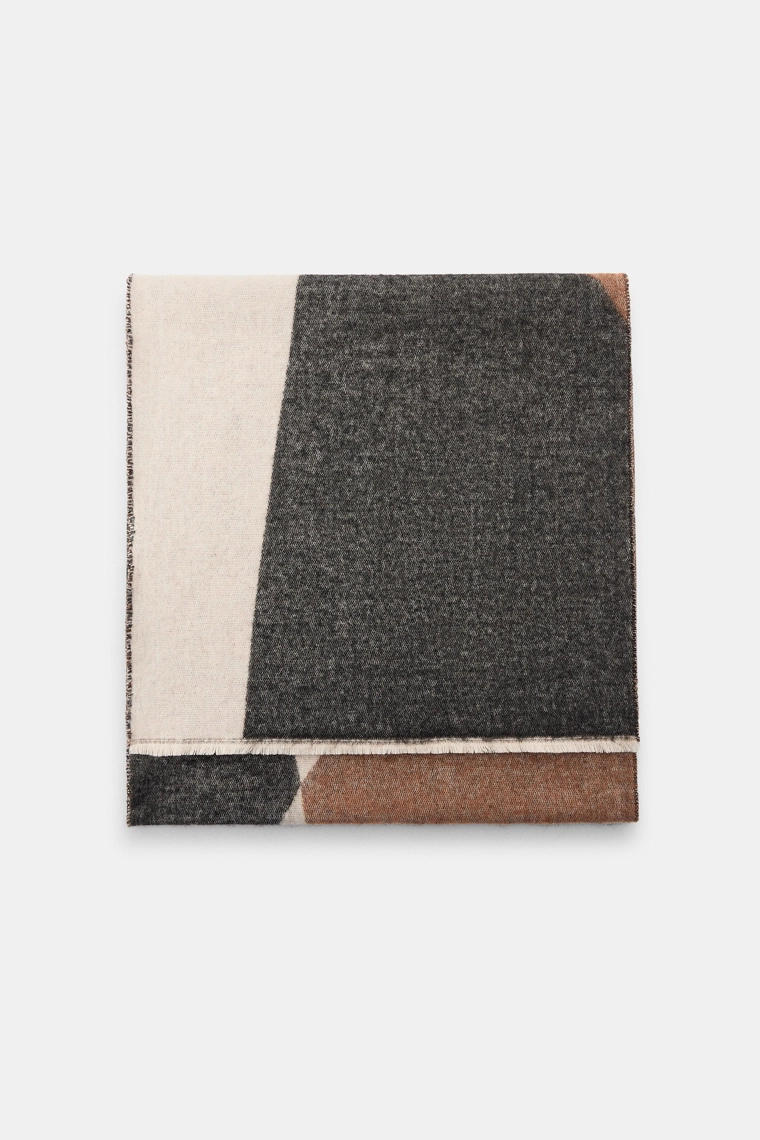 Палантин из жаккарда