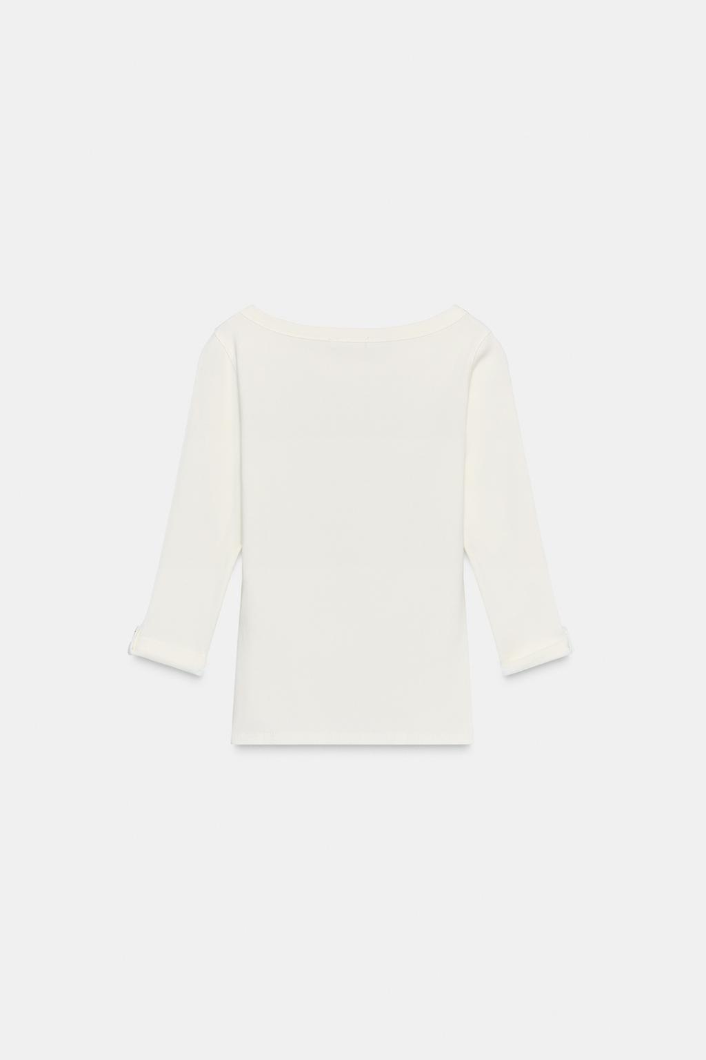 ФУТБОЛКА В РУБЧИК С ПУГОВИЦЕЙ