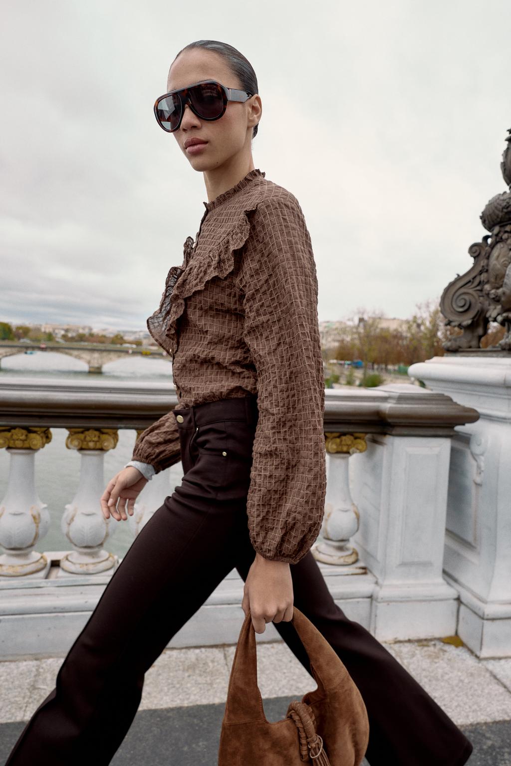 БЛУЗА В КЛЕТКУ С ВОЛАНАМИ