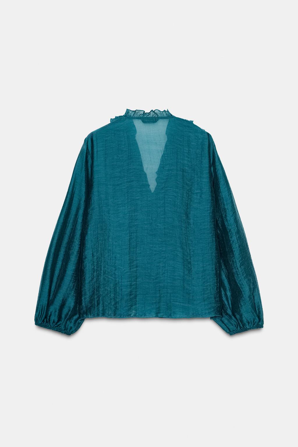 БЛУЗА С ВОЛАНАМИ