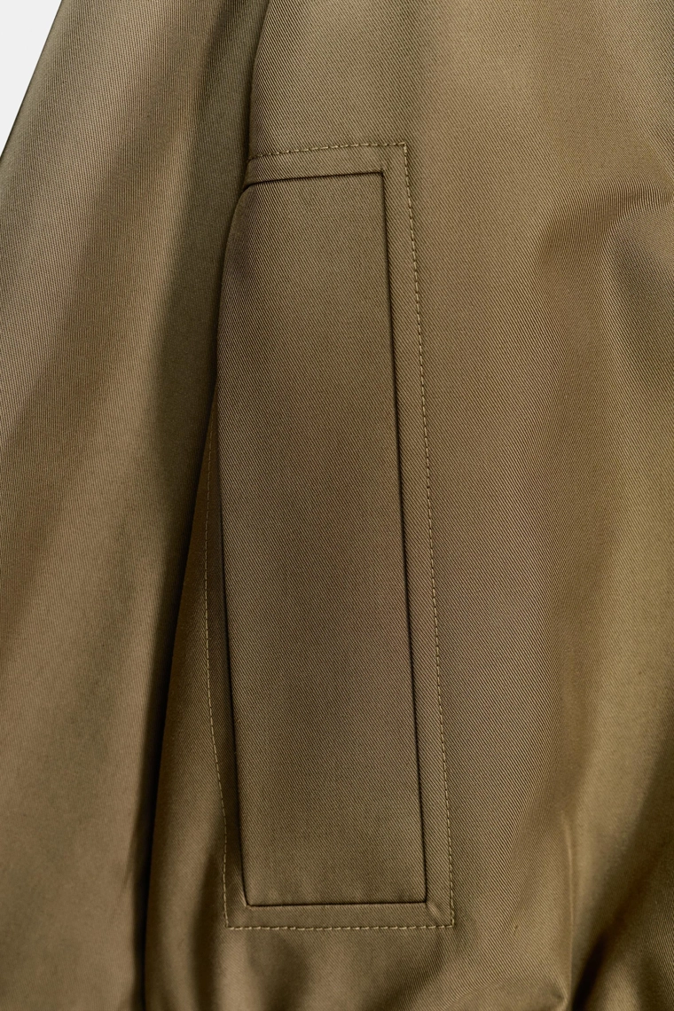 Стеганое тренч с отложным воротником из искусственного меха zw collection