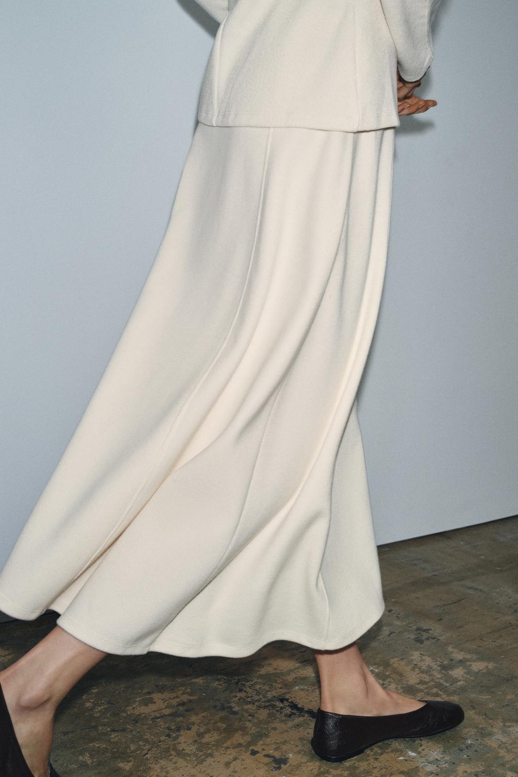 ДЛИННАЯ ЮБКА ИЗ МЯГКОЙ ТКАНИ