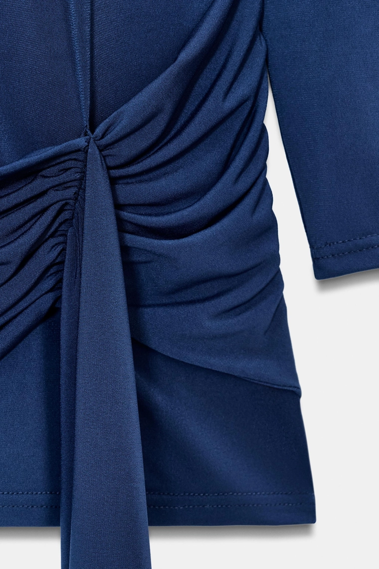 Платье короткое с поясом