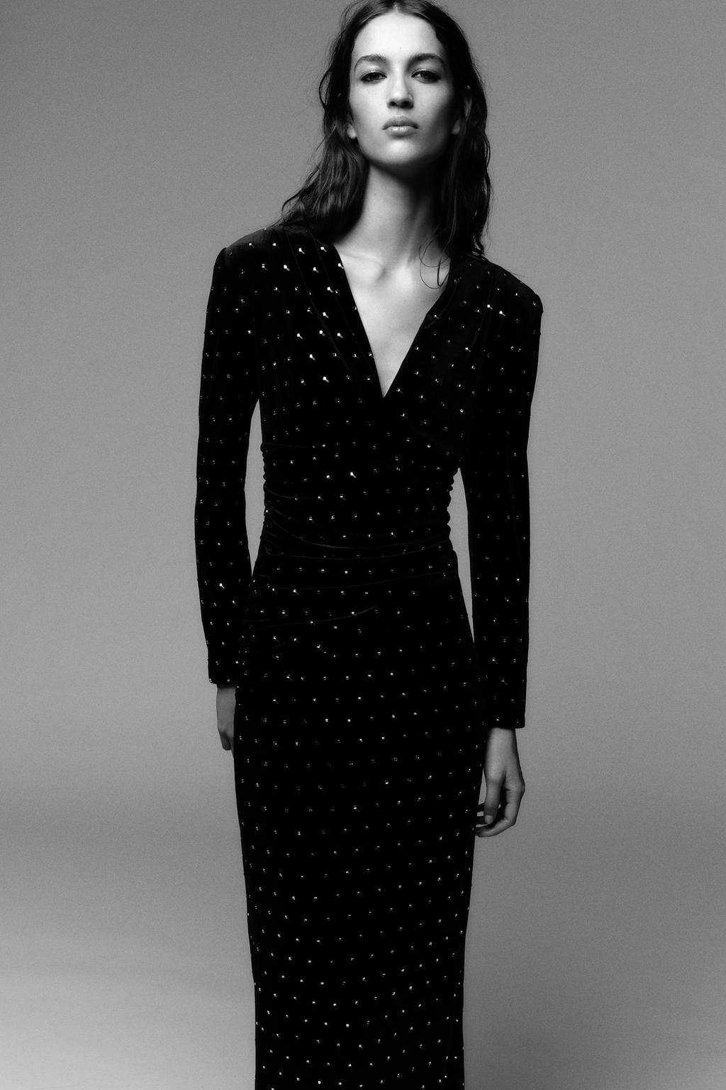 БАРХАТНОЕ ПЛАТЬЕ МИДИ С БЛЕСТКАМИ