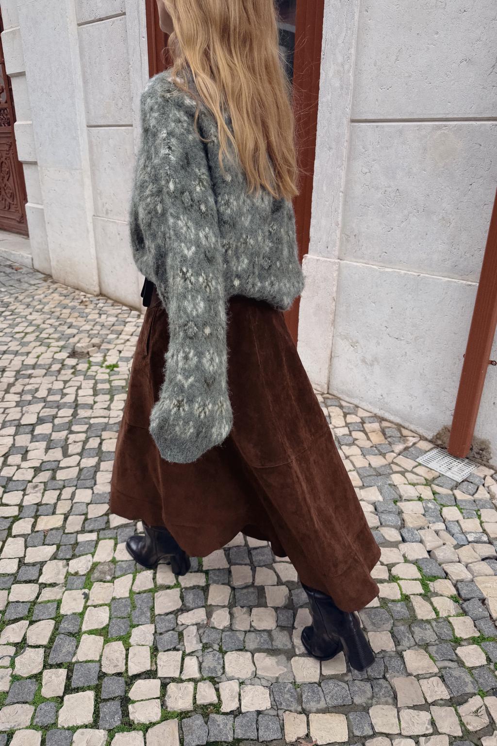 ЖАККАРДОВЫЙ СВИТЕР ИЗ ТРИКОТАЖА С ВОРСОМ