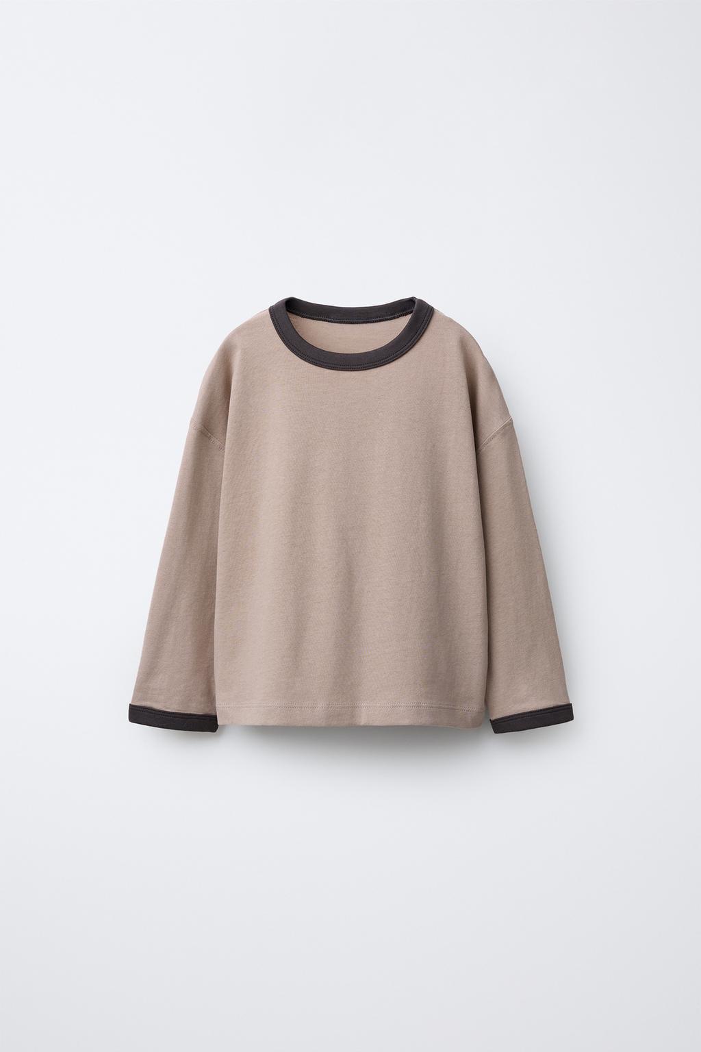 НАБОР ИЗ ДВУХ ОДНОТОННЫХ ФУТБОЛОК С ОКАНТОВКОЙ