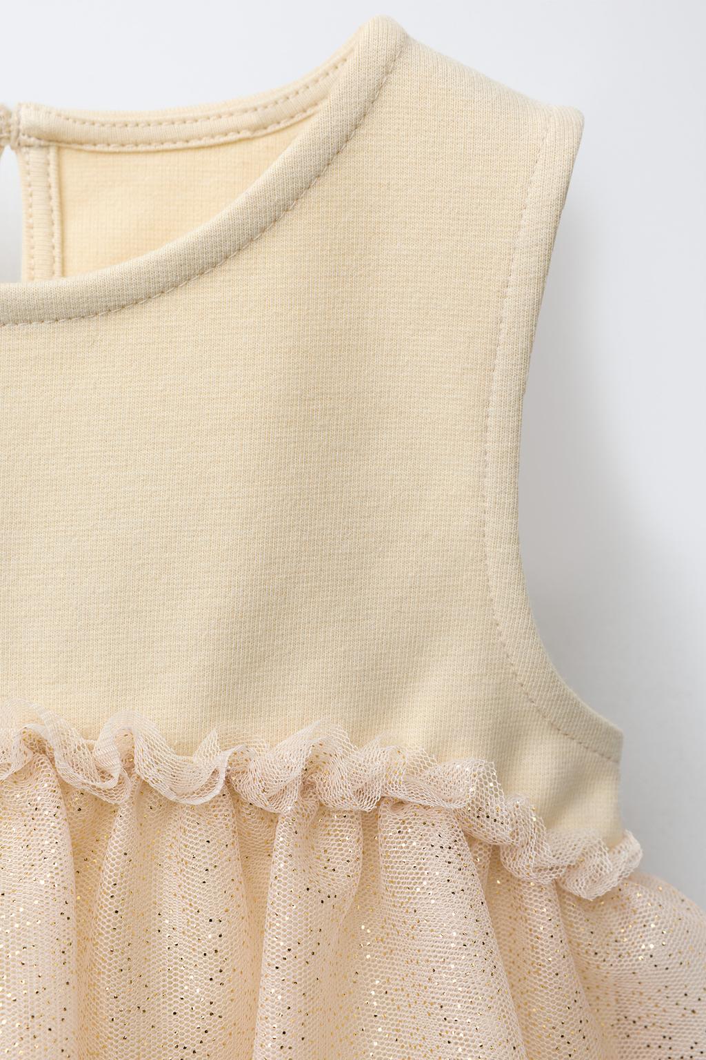 КОМБИНИРОВАННОЕ ПЛАТЬЕ ИЗ ПОЛУПРОЗРАЧНОЙ ТКАНИ С БЛЕСТКАМИ