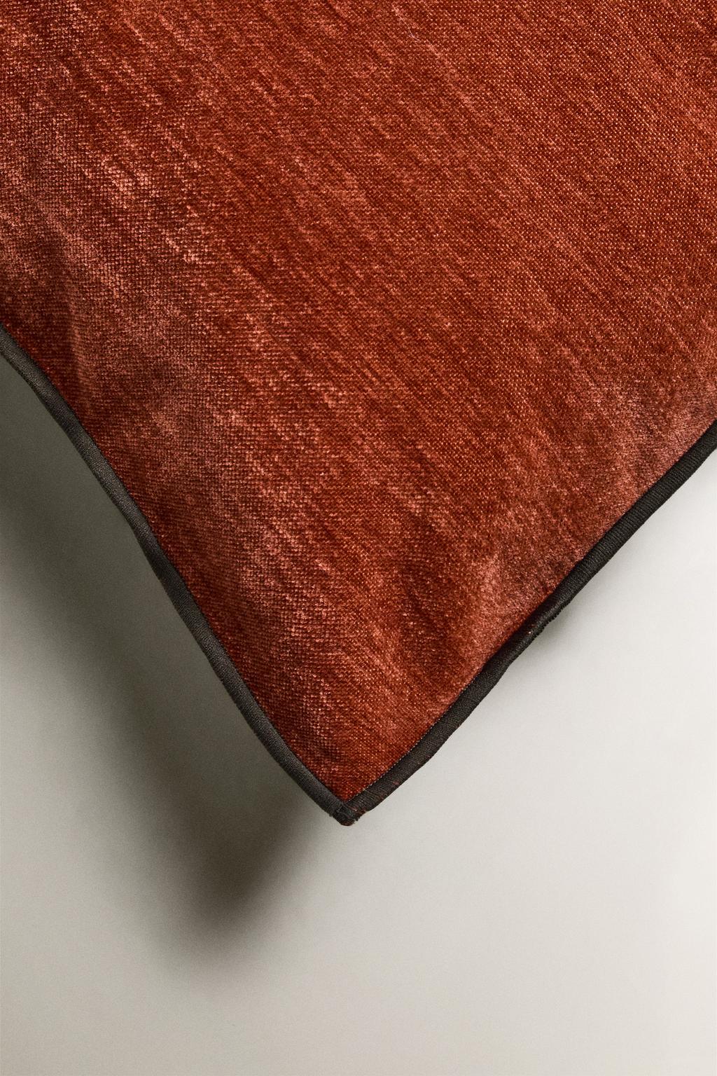 Чехол на подушку из шениля