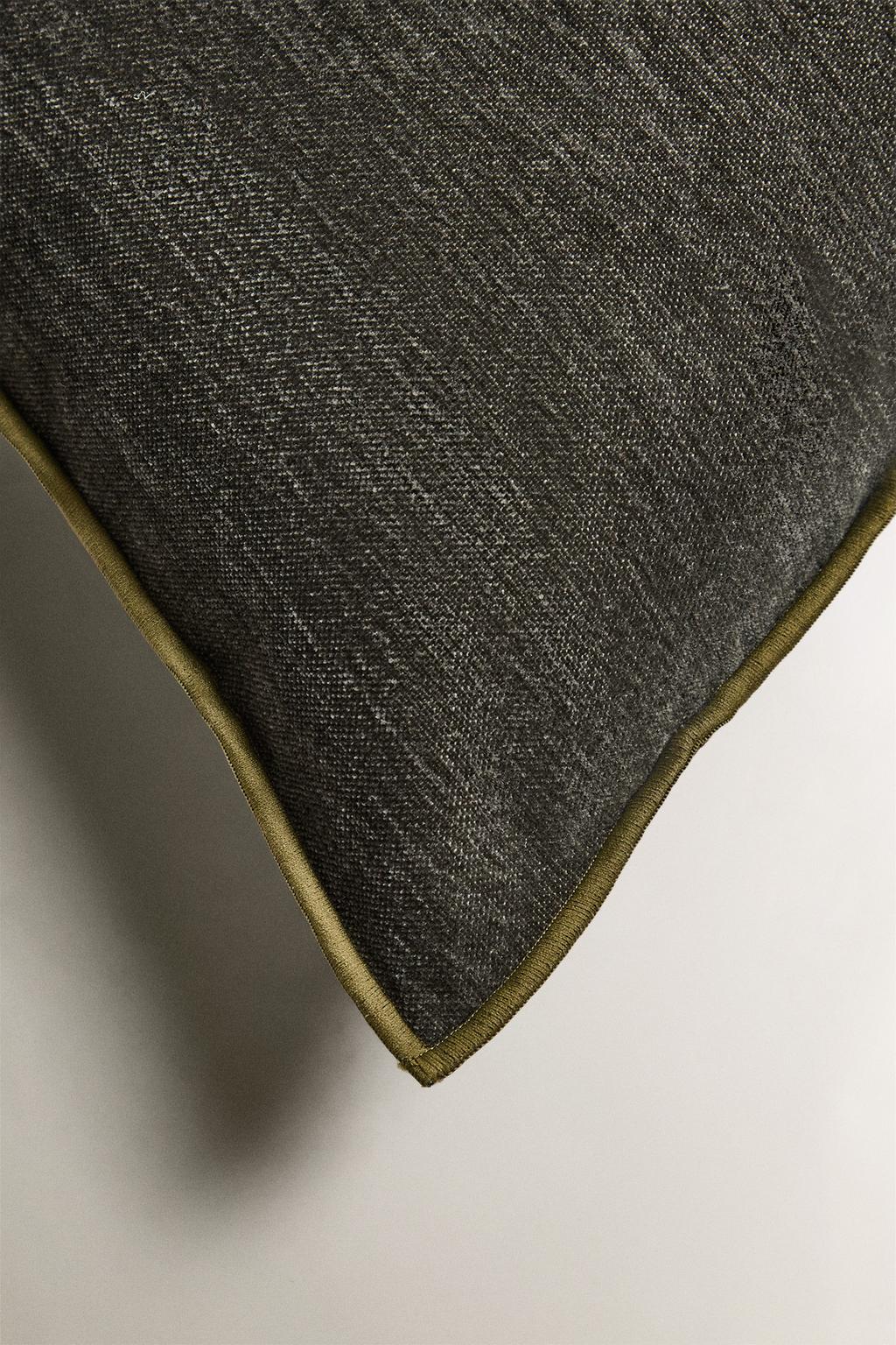 Чехол на подушку из шениля