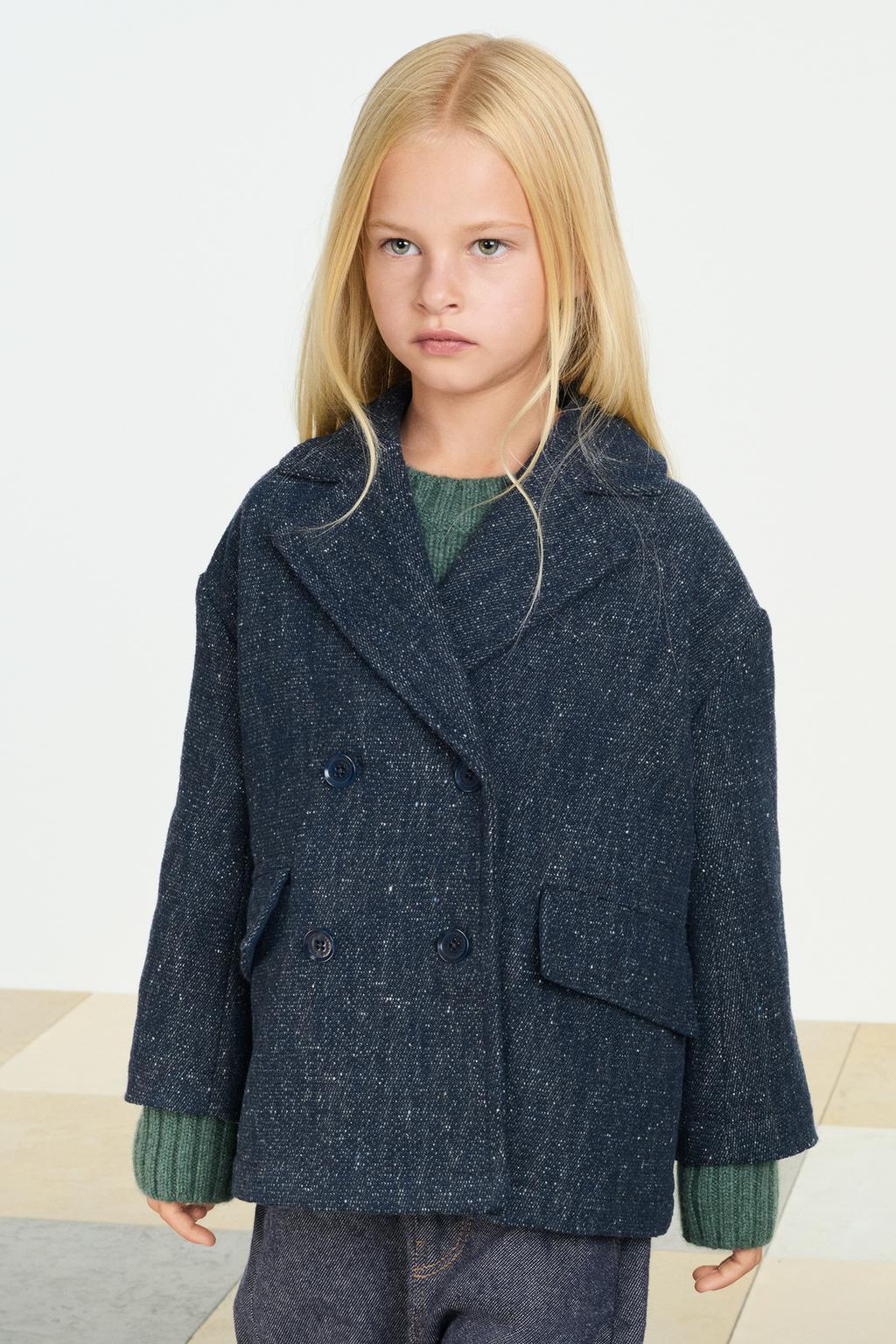 Пальто из меланжевой ткани с лацканами