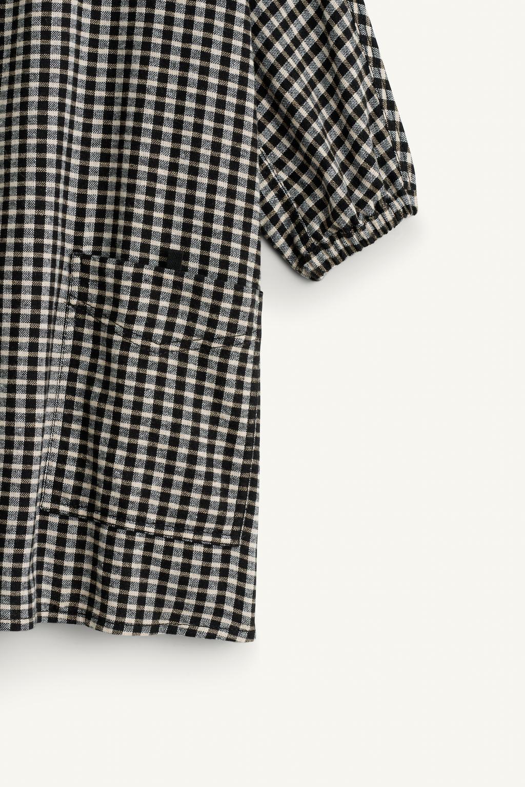 Платье в клетку с рубашечным воротником