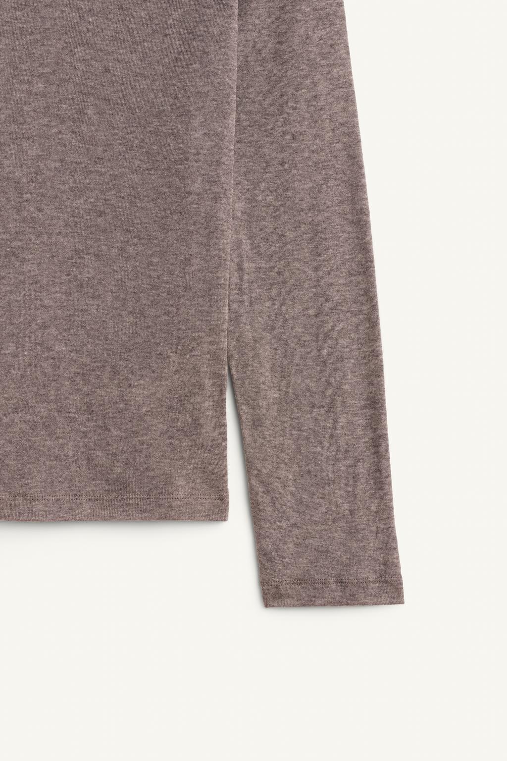 Футболка с длинным рукавом