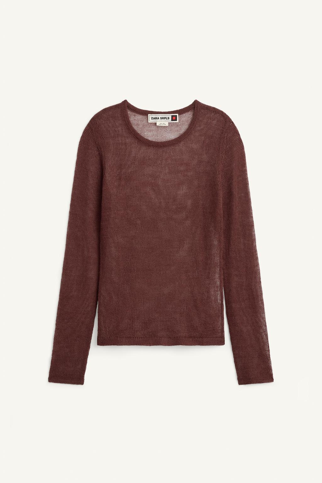 Свитер с высоким воротником