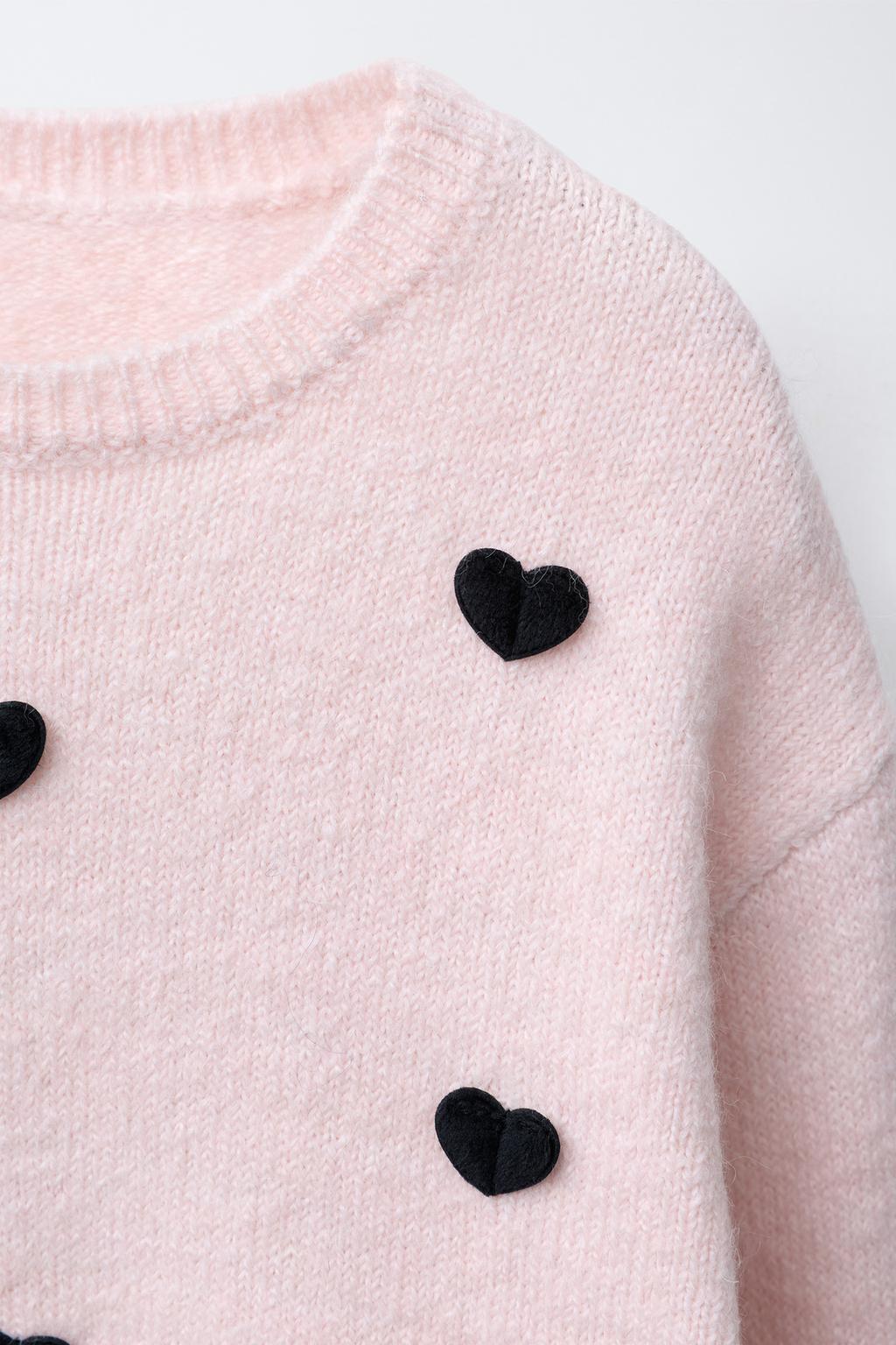 ВЯЗАНЫЙ ДЖЕМПЕР С ВОРСОВЫМИ СЕРДЦАМИ