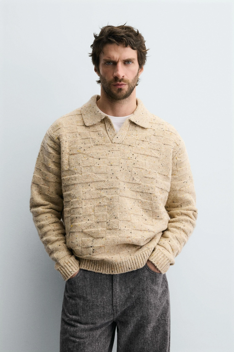 Поло из 100% шерсти с воротником и пуговицами