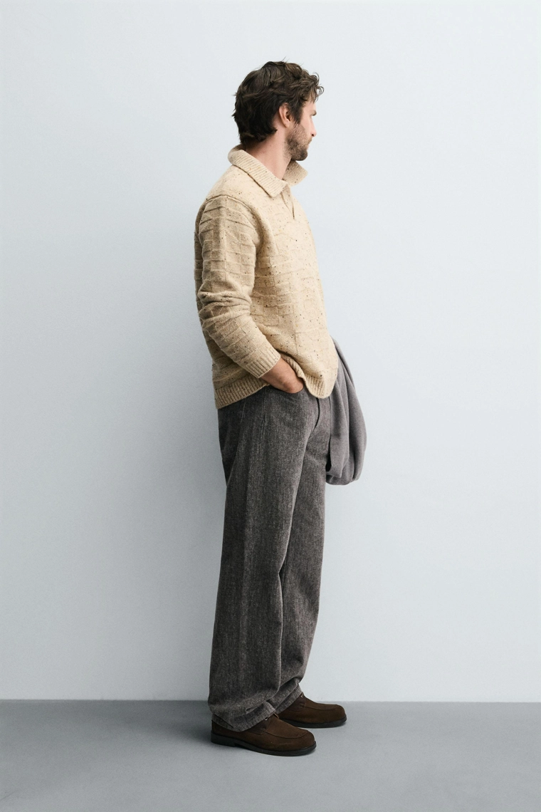 Поло из 100% шерсти с воротником и пуговицами