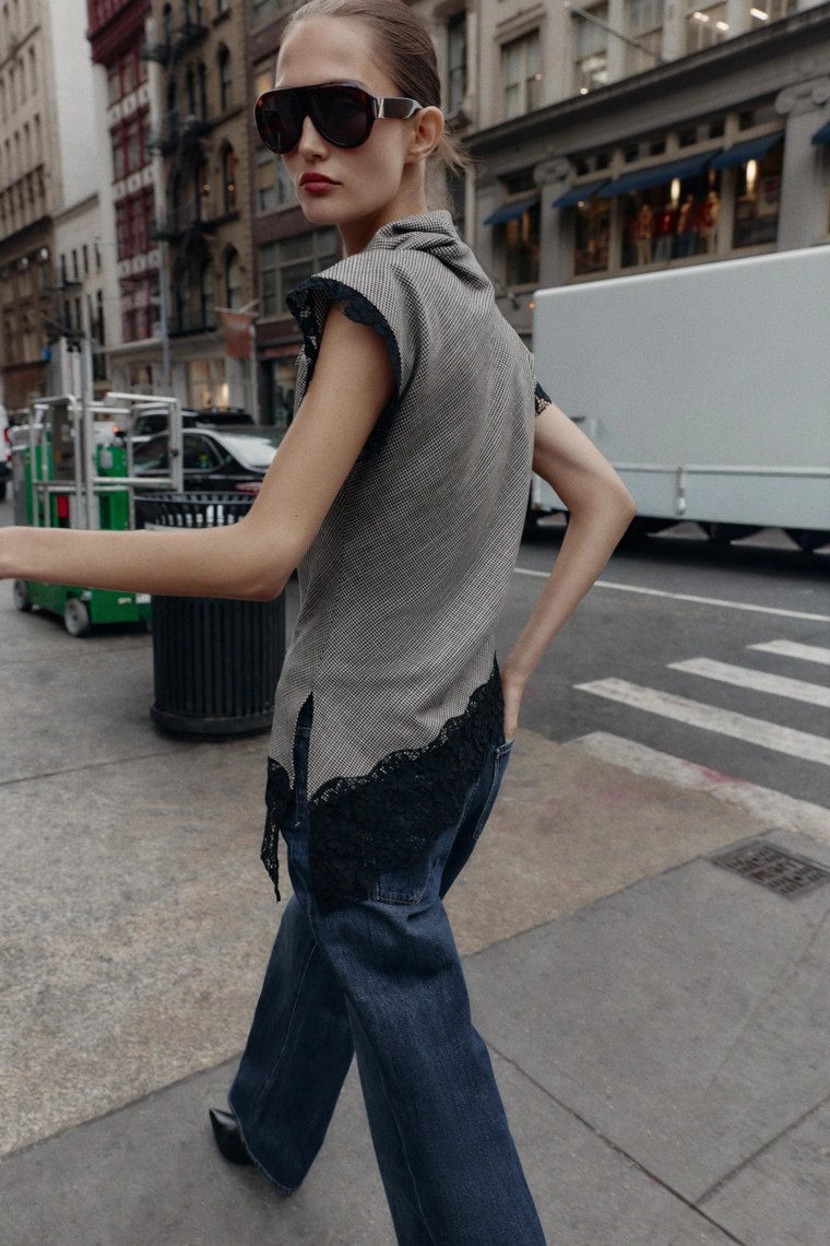 Топ из плетеного кружева в клетку