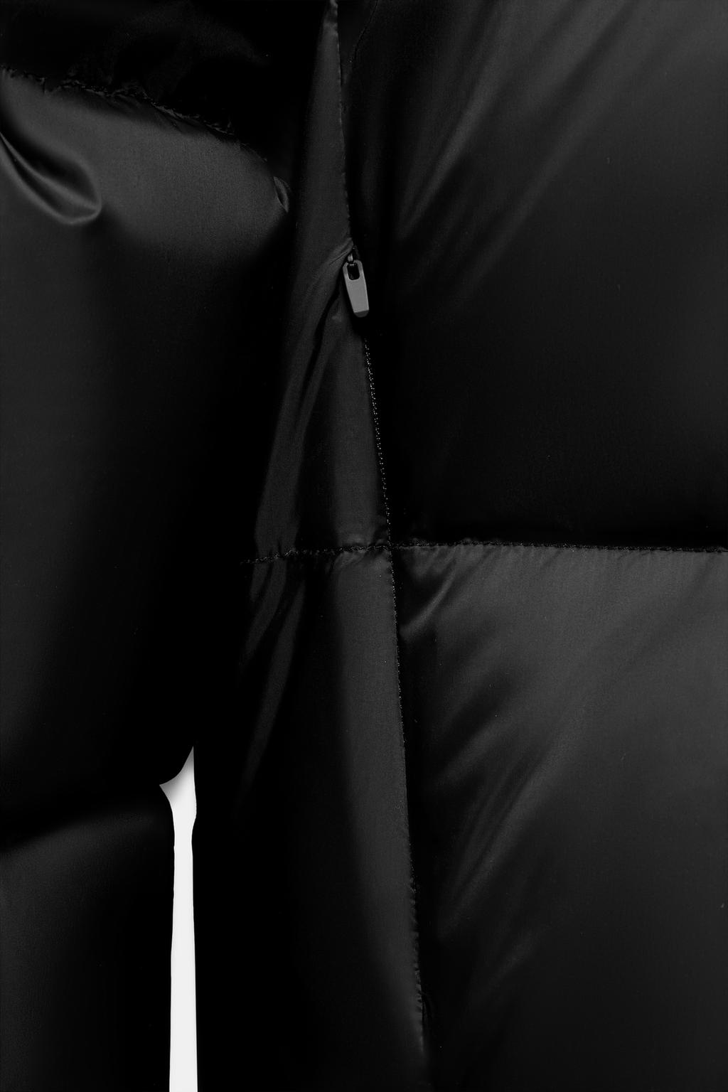 ВОДОНЕПРОНИЦАЕМЫЙ ВЕТРОЗАЩИТНЫЙ ПУХОВИК С КАПЮШОНОМ ИЗ ПЕРА И ПУХА