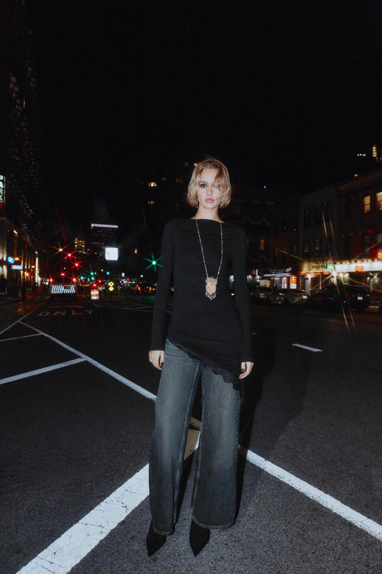 Футболка с кружевом асимметричного подола zara