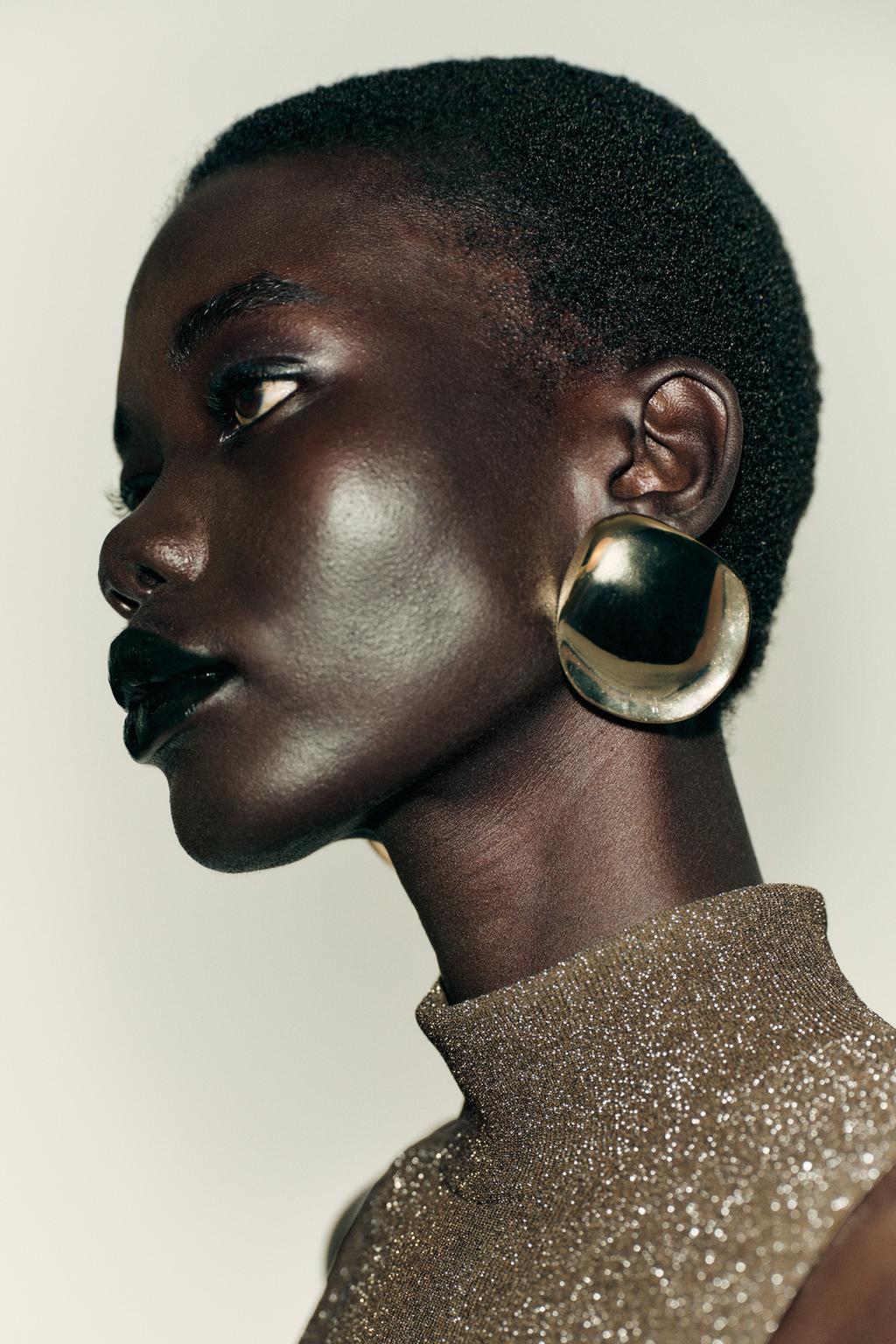 ПЛАТЬЕ БЕЗ РУКАВОВ С МЕТАЛЛИЗИРОВАННОЙ НИТЬЮ