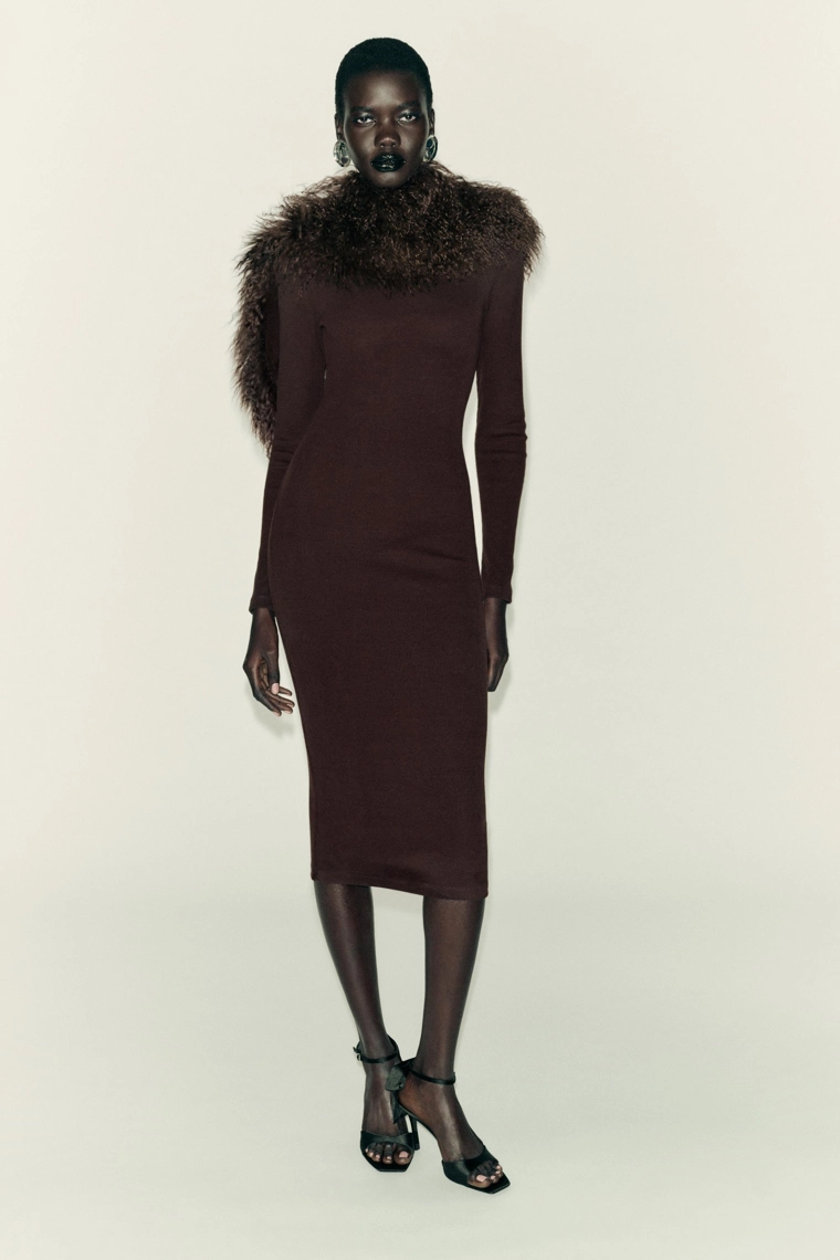 Платье-миди из ребристого трикотажа