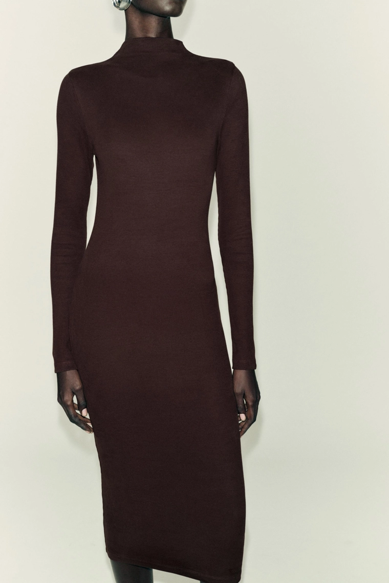 Платье-миди из ребристого трикотажа