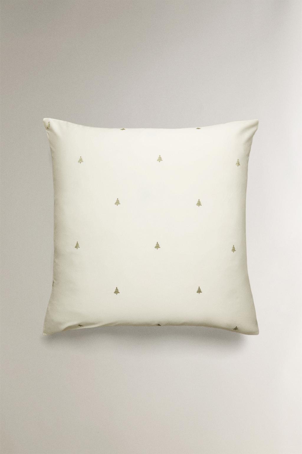 Наволочка из сатина с вышивкой рождество