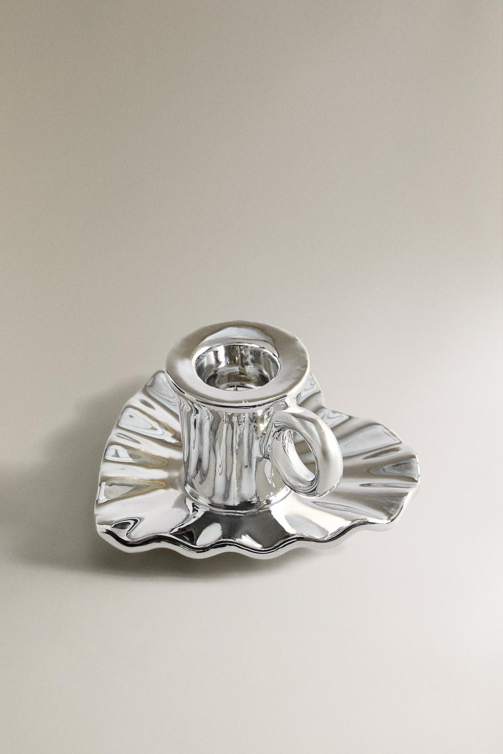 Порцеляновая рождественская подсвечник с деталями сердца