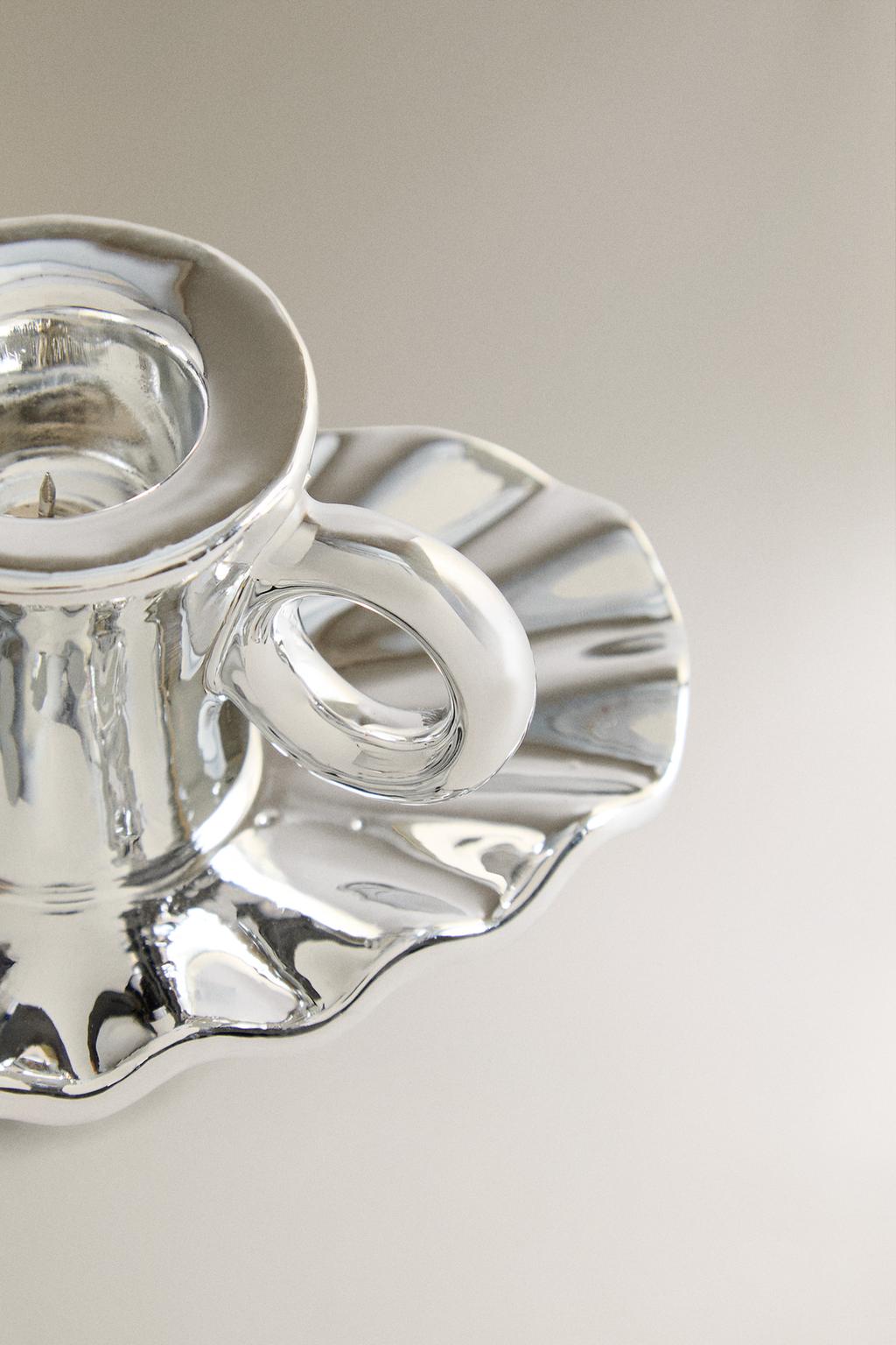 Порцеляновая рождественская подсвечник с деталями сердца