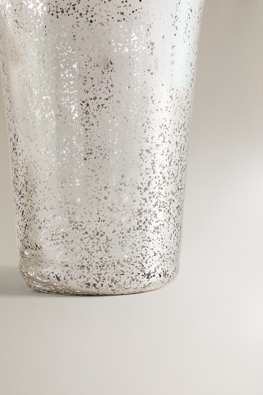 Стакан из ртутированного стекла на рождество