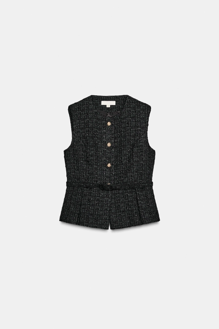 Жилет с круглым вырезом и поясом с металлической нитью