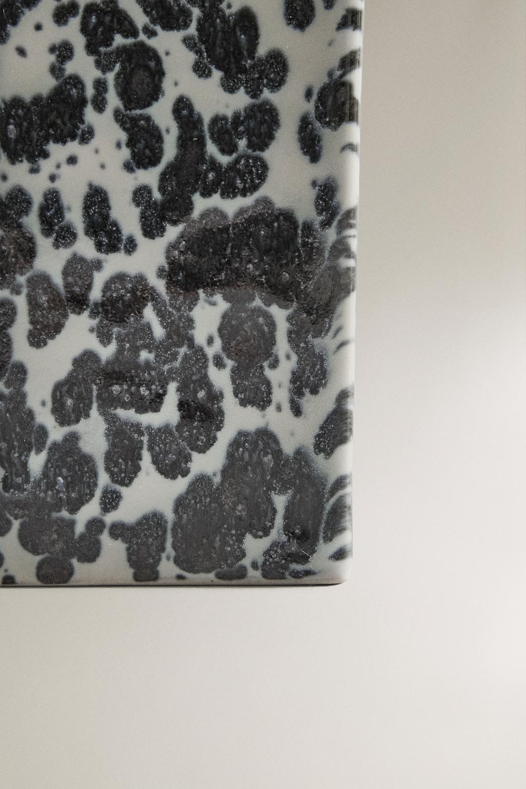 Подсвечник с узорами