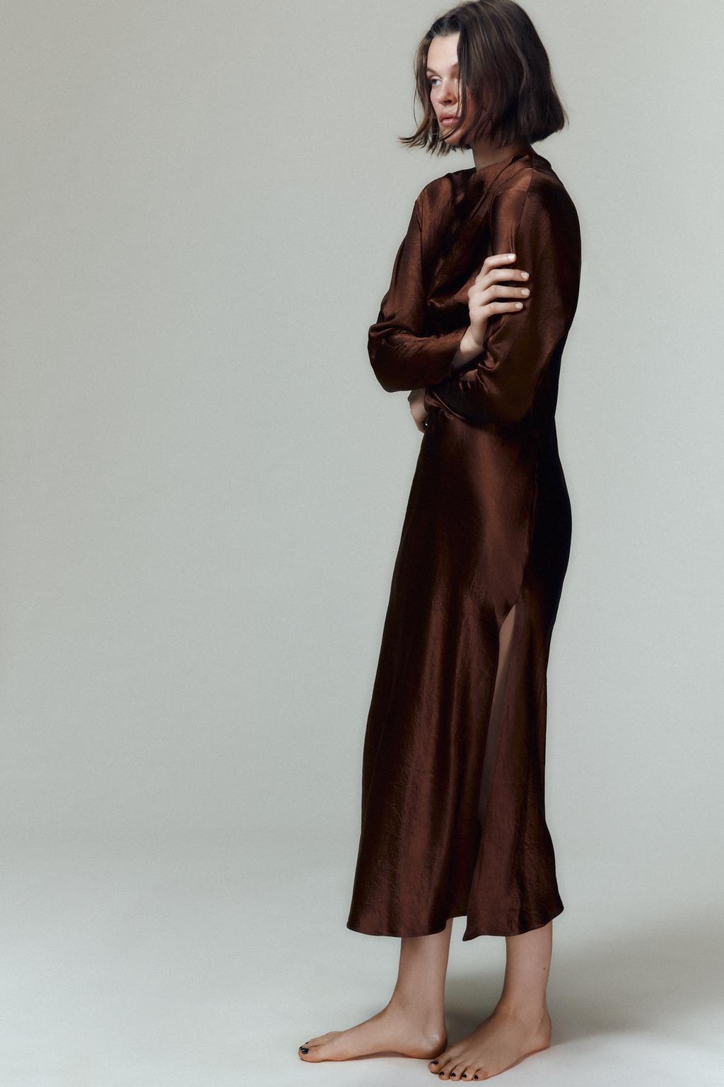 ПЛАТЬЕ МИДИ С ЭФФЕКТОМ МЯТОЙ ТКАНИ И СКЛАДКАМИ