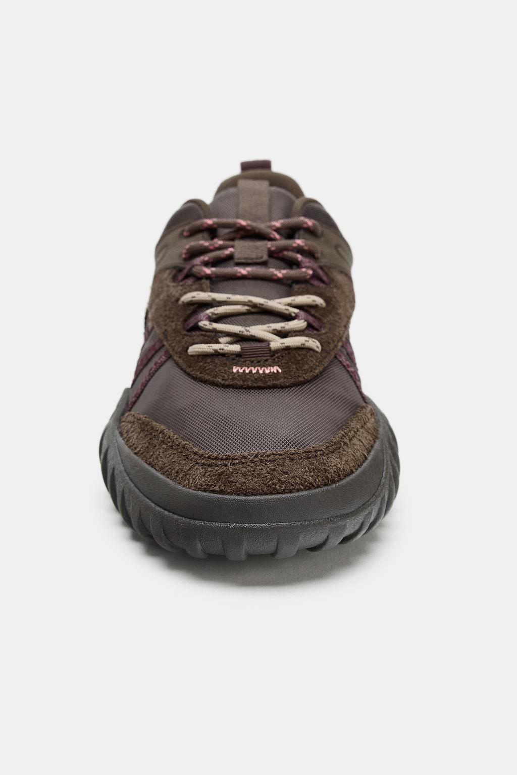 ТЕХНИЧНЫЕ БЕГОВЫЕ КРОССОВКИ