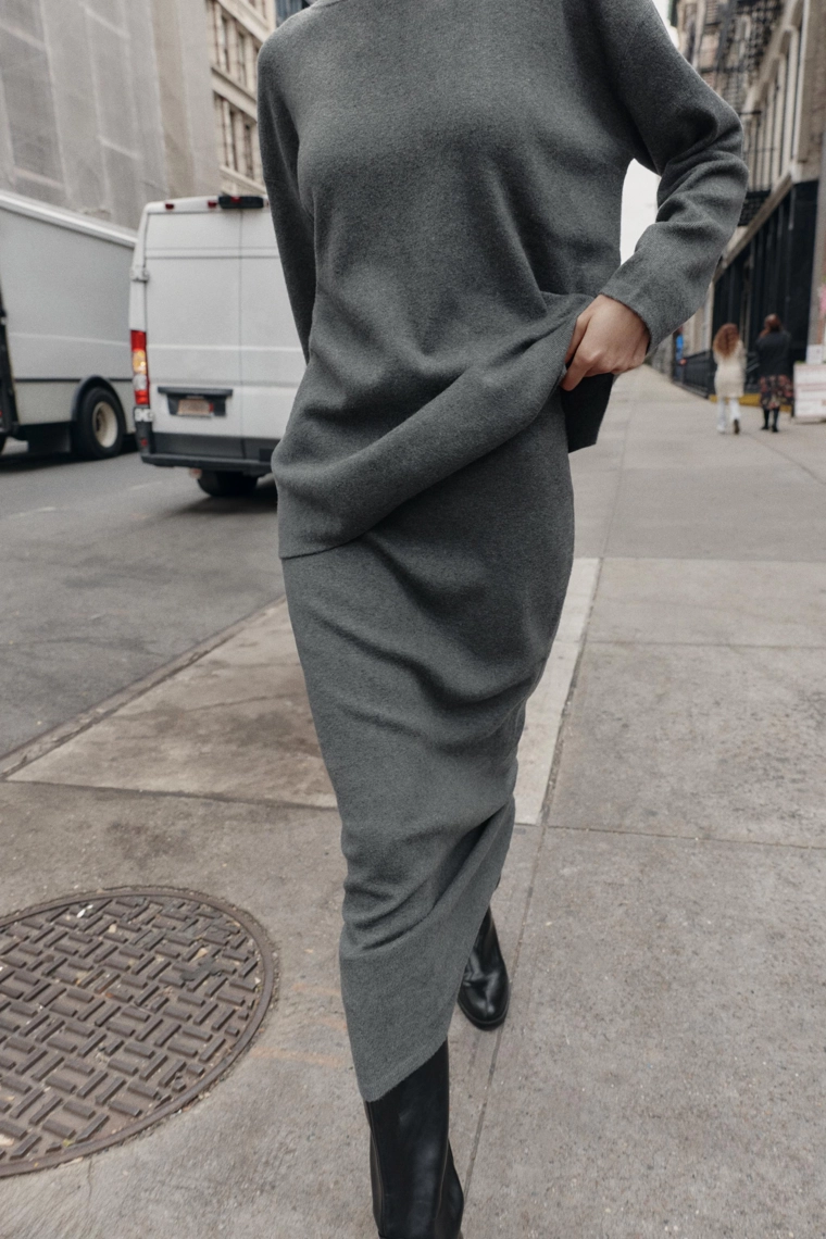 Юбка-карандаш из мягкого трикотажа