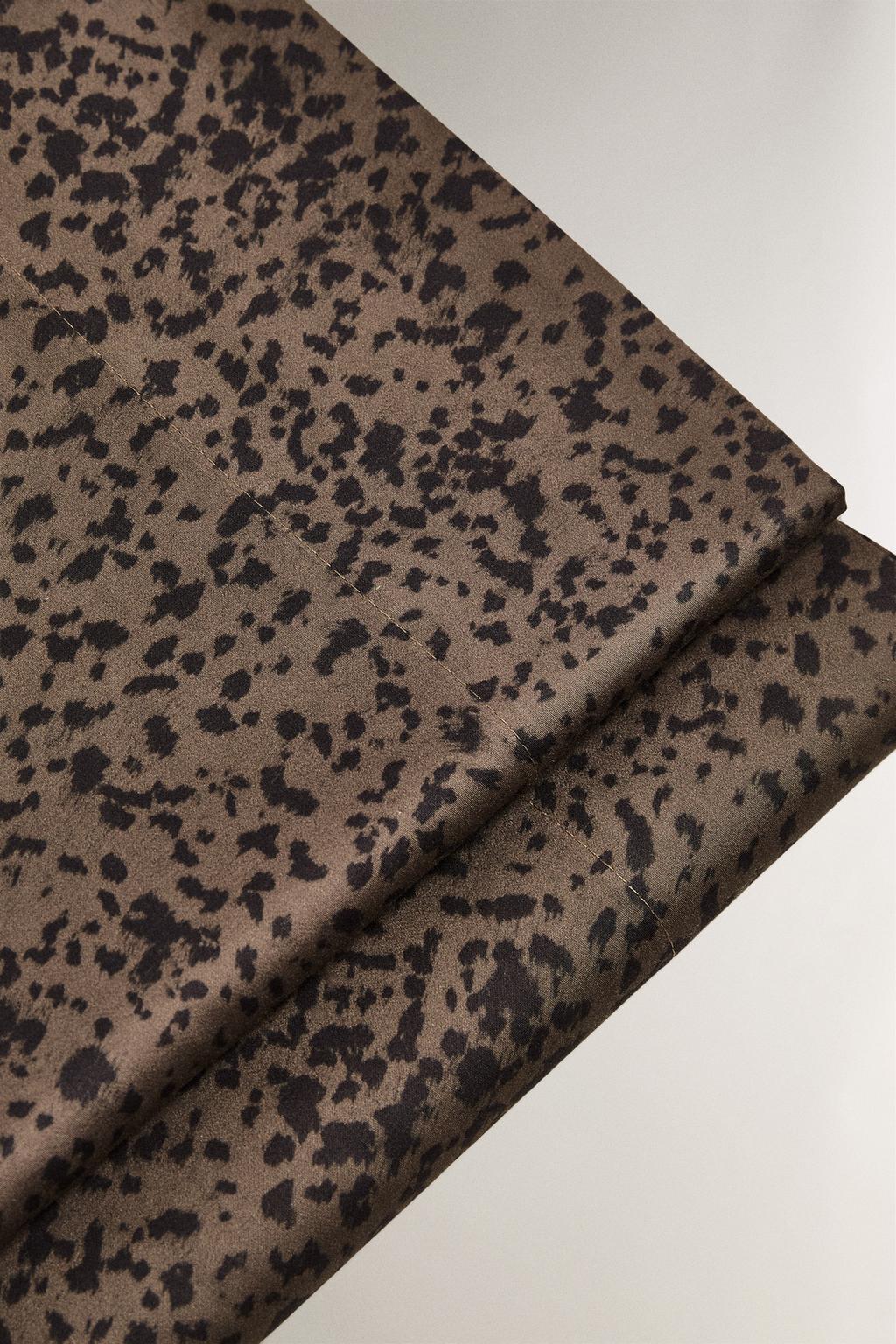 Простынь с животным принтом zara