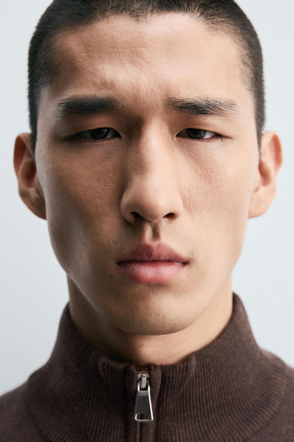 СВИТЕР С ЗАСТЕЖКОЙ-МОЛНИЕЙ НА ВОРОТНИКЕ