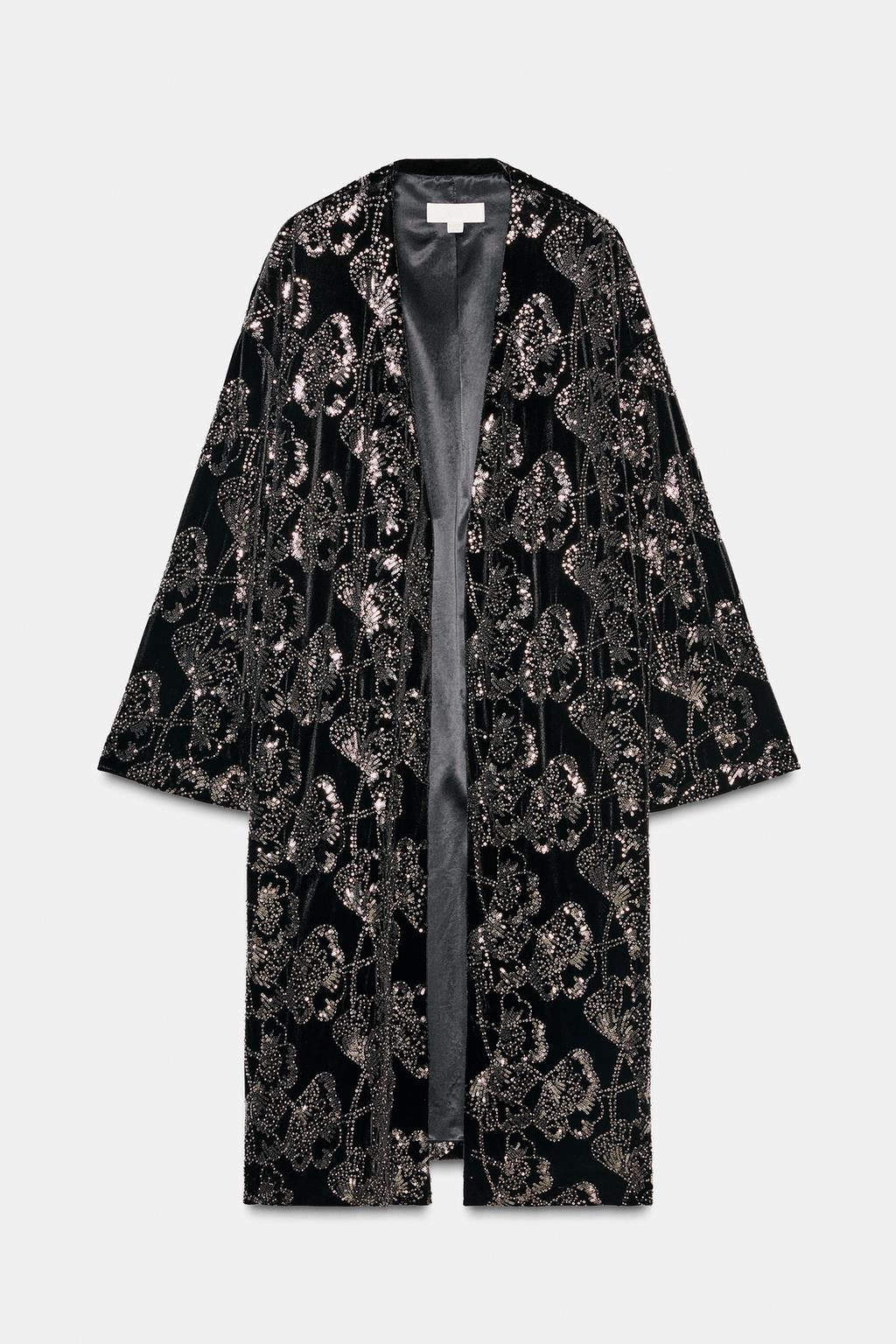 БАРХАТНОЕ ПАЛЬТО С ПАЙЕТКАМИ И БИСЕРОМ