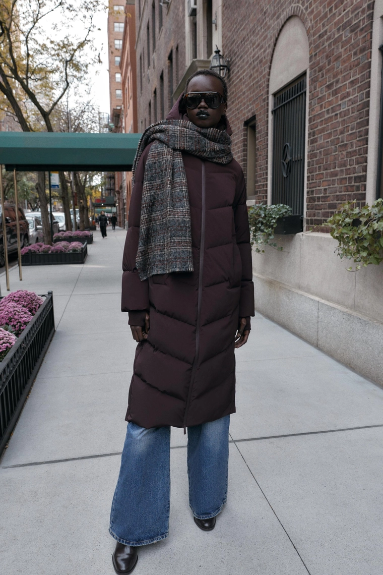 Длинный пуховик с водоотталкивающей и ветрозащитной отделкой