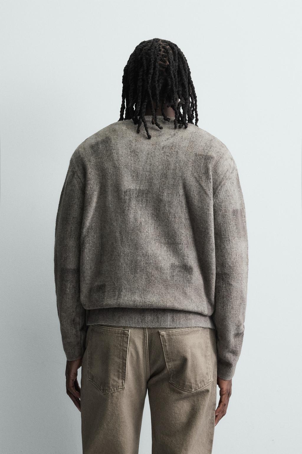 СВИТЕР С ПРИНТОМ BRUSHED