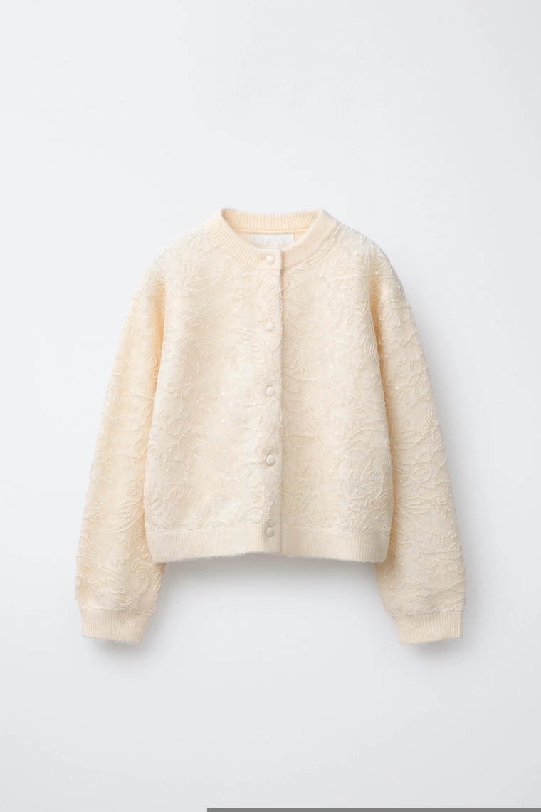 Кардиган с фатином и пайетками