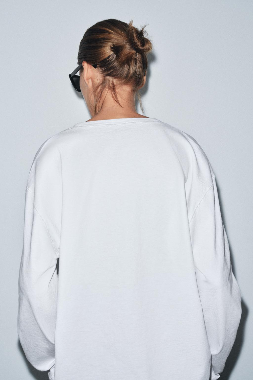 ФУТБОЛКА РУСТИК С V-ОБРАЗНЫМ ВЫРЕЗОМ